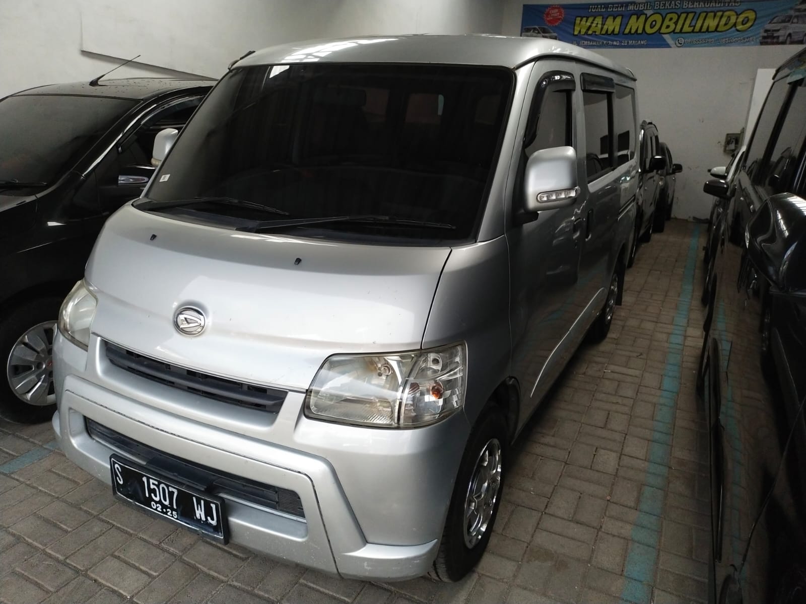 Mbil Daihatsu Grandmax
